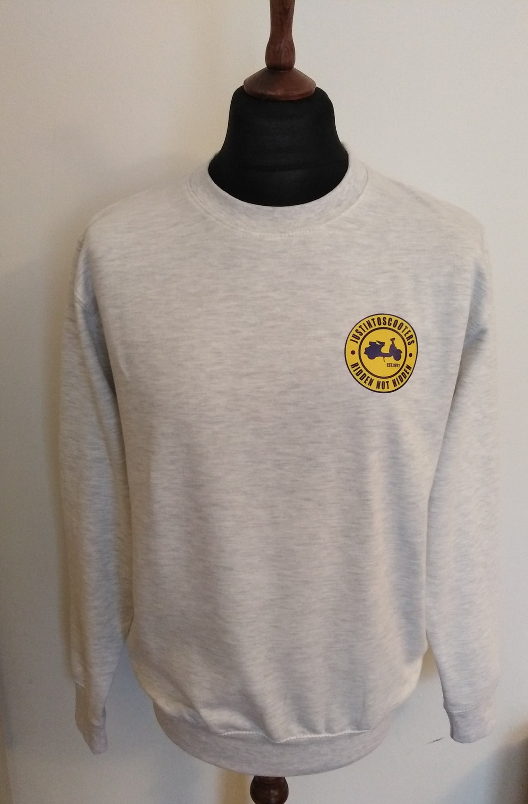 JUSTINTOSCOOTERS NAVY/YELLOW LOGO SWEATSHIRT