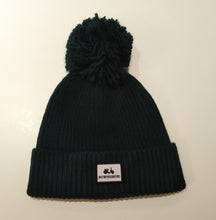 Load image into Gallery viewer, CLASSIC BOBBLE HAT