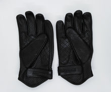 Load image into Gallery viewer, JUSTINTOSCOOTERS AIR SCOOTER ITALIAN LEATHER SCOOTER GLOVES