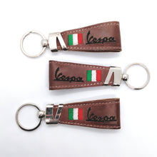 Load image into Gallery viewer, VESPA ITALIAN LEATHER SCOOTER KEYRING