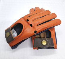 Load image into Gallery viewer, ITALIAN DRIVING GLOVES