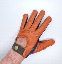 Load image into Gallery viewer, ITALIAN DRIVING GLOVES