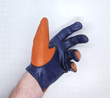 Load image into Gallery viewer, ITALIAN DRIVING GLOVES