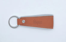 Load image into Gallery viewer, VESPA ITALIAN LEATHER SCOOTER KEYRING
