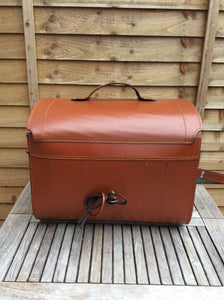 JUSTINTOSCOOTERS ITALIAN LEATHER HELMET ROLL CASE